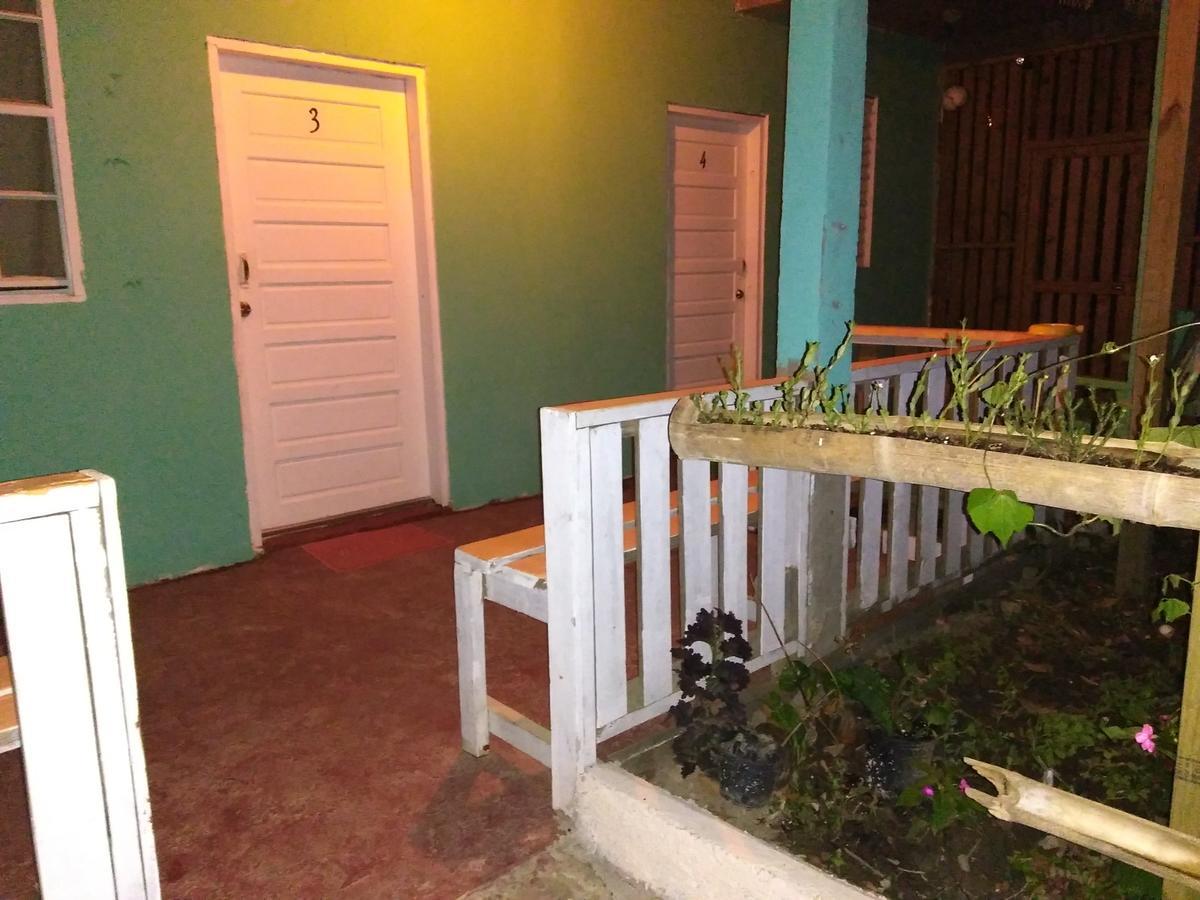 Placencia Hostel Exteriér fotografie